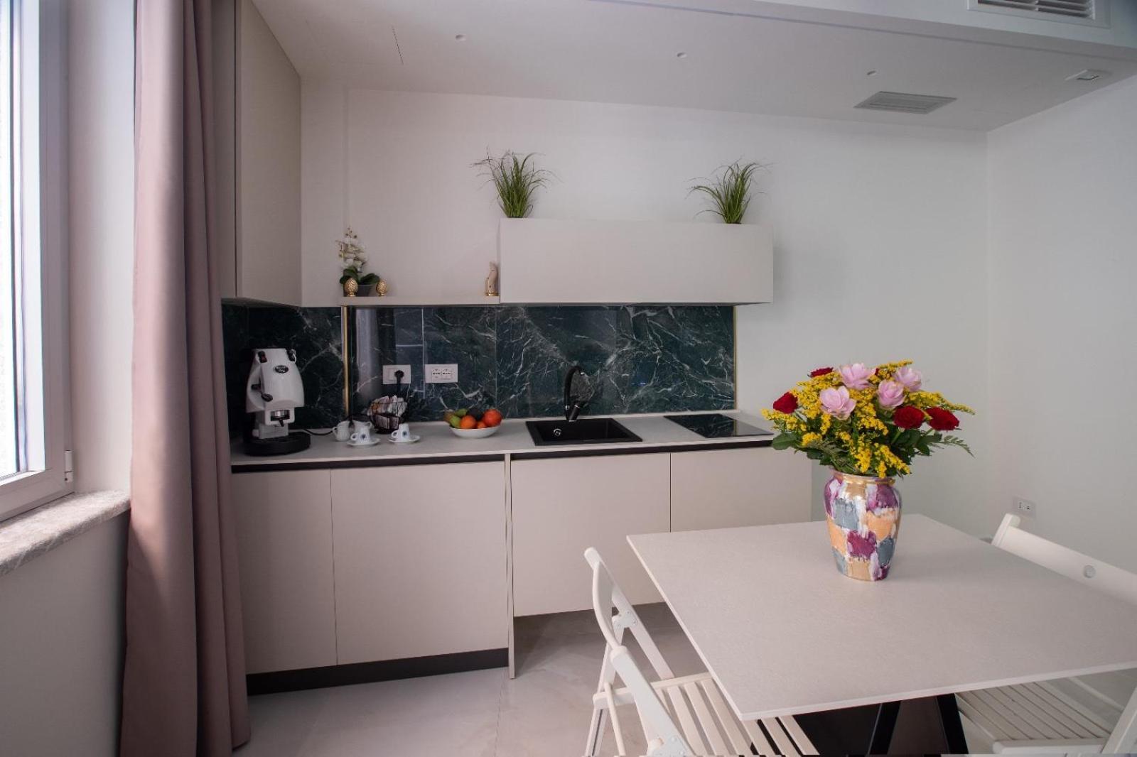 Taozen Apartments Таорміна Екстер'єр фото