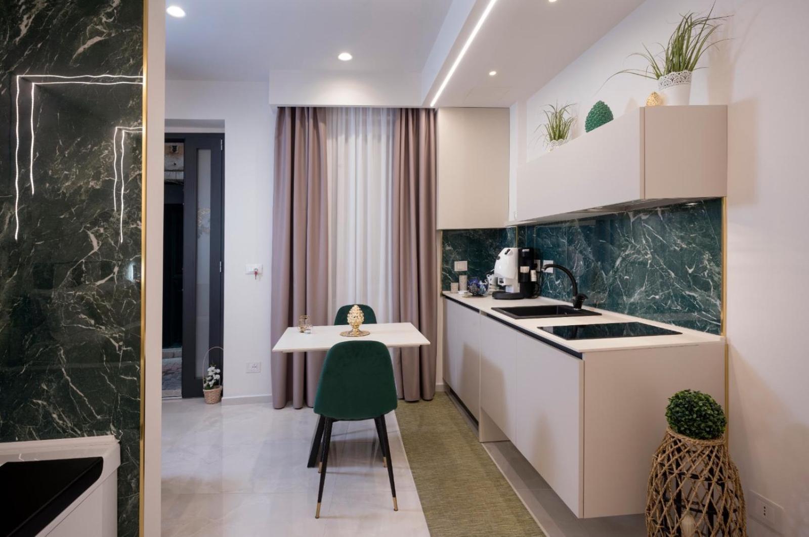 Taozen Apartments Таорміна Екстер'єр фото